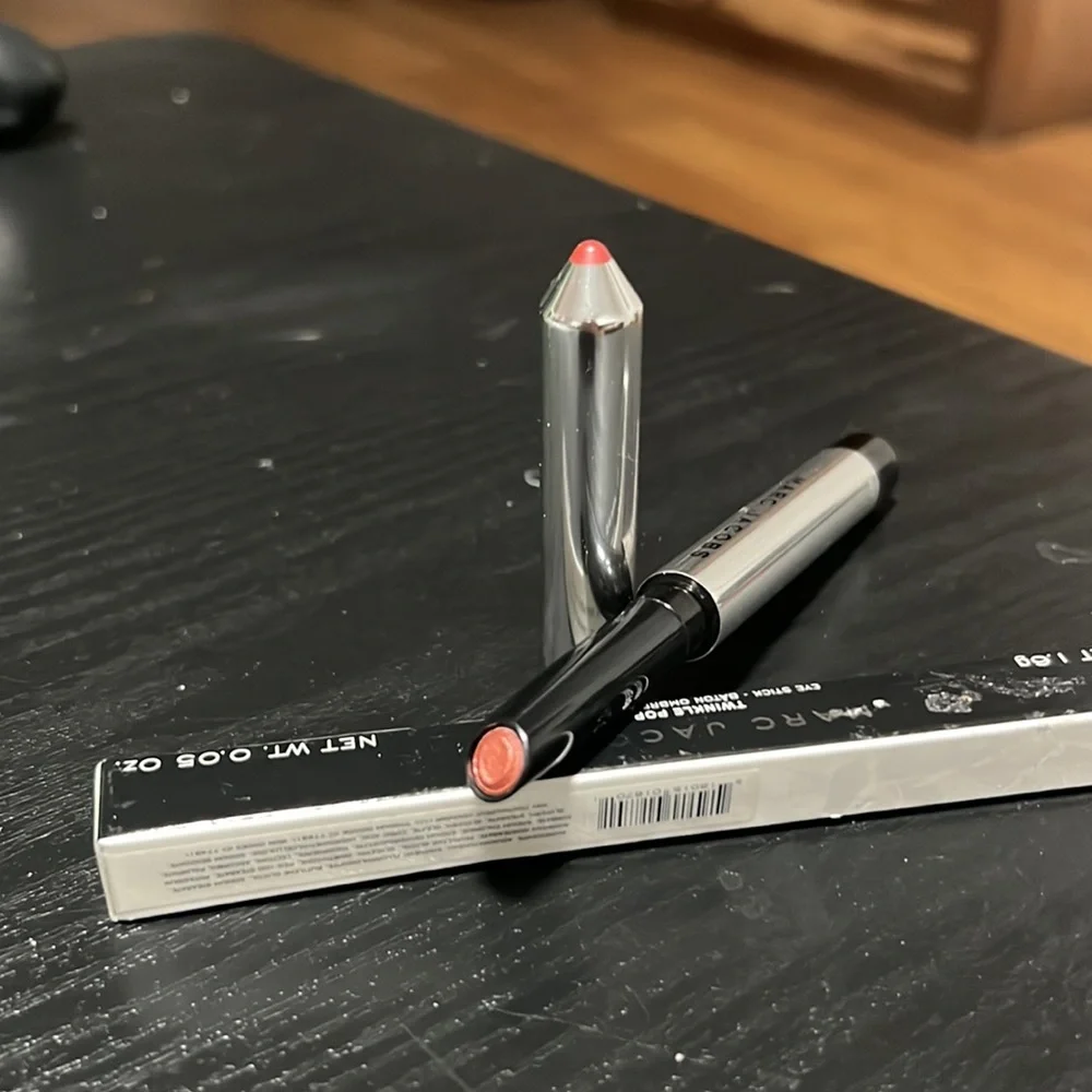 🧩🌷Rare! Marc Jacob’s Leila Twinkle Pop Shadow Stick